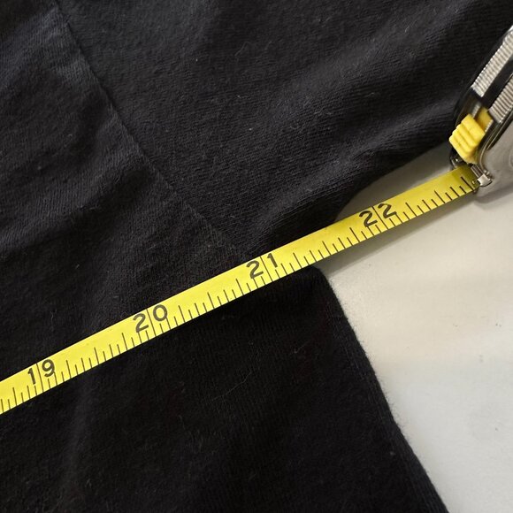 Michael Jordan vs. Kobe Bryant Vintage Stitched textured T Shirt Streetwear - Picture 6 of 7